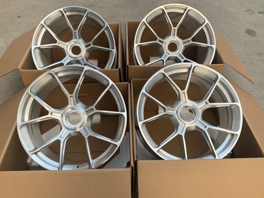 Porsche 992 GT3 forged wheels - Image 25