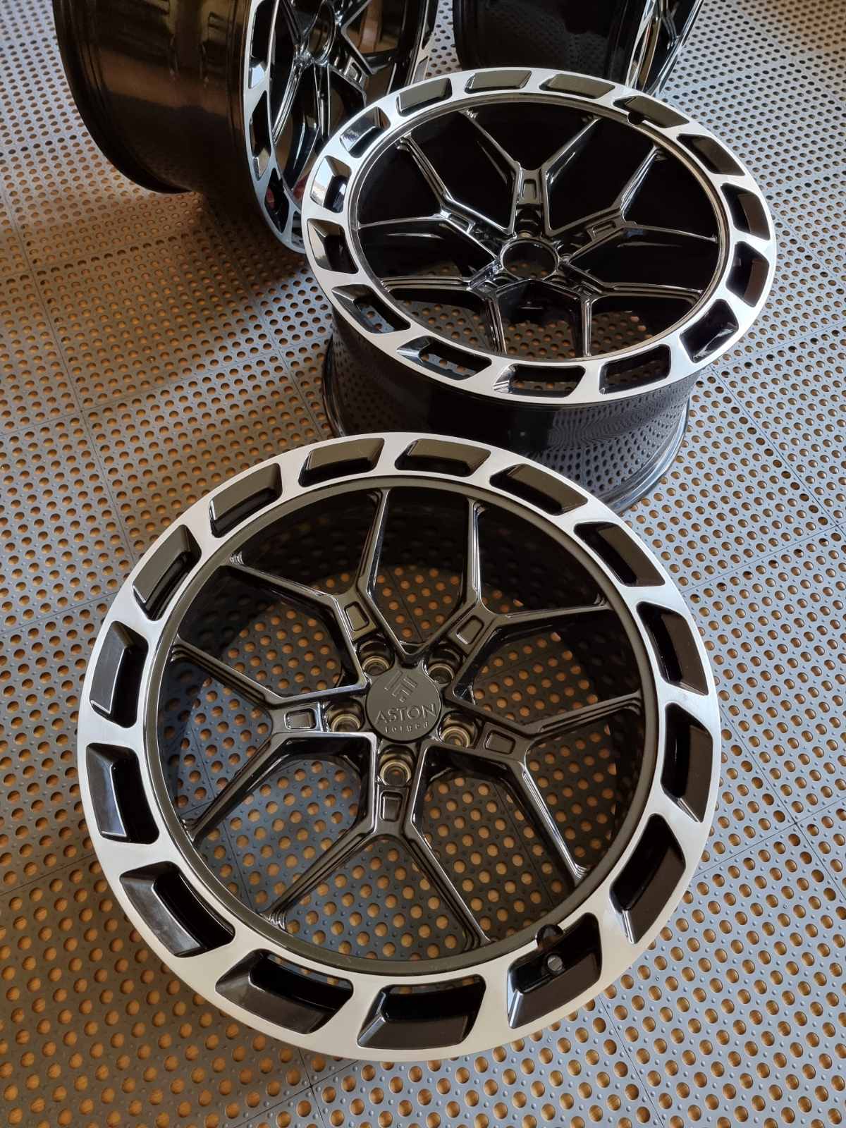 ASTON Forged wheels 20x9.5j 20x10.5j 5x112 for AMG E43 E53 c63s or BMW G30 G12 G01 (in stock) - Image 4