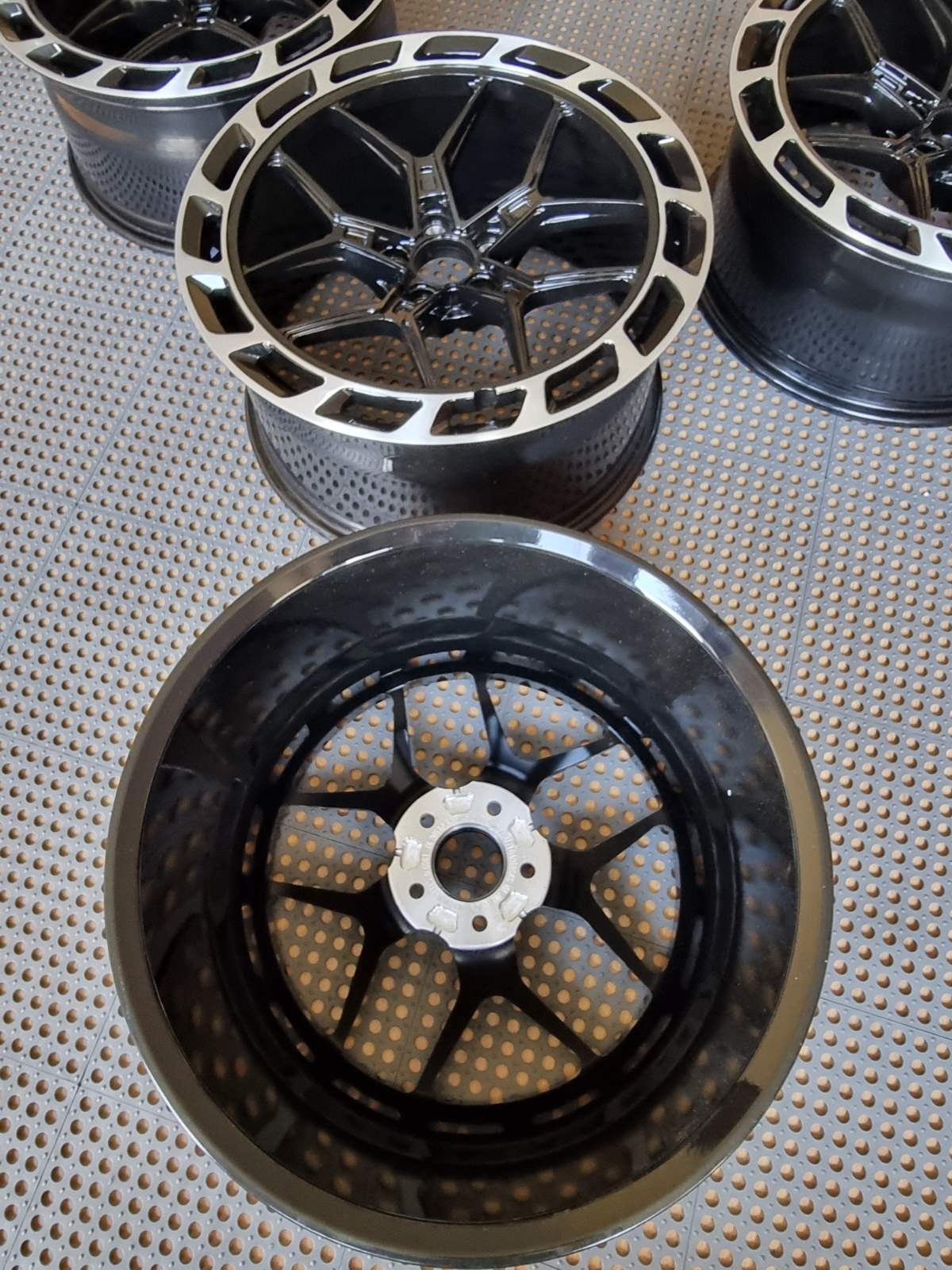 ASTON Forged wheels 20x9.5j 20x10.5j 5x112 for AMG E43 E53 c63s or BMW G30 G12 G01 (in stock) - Image 5