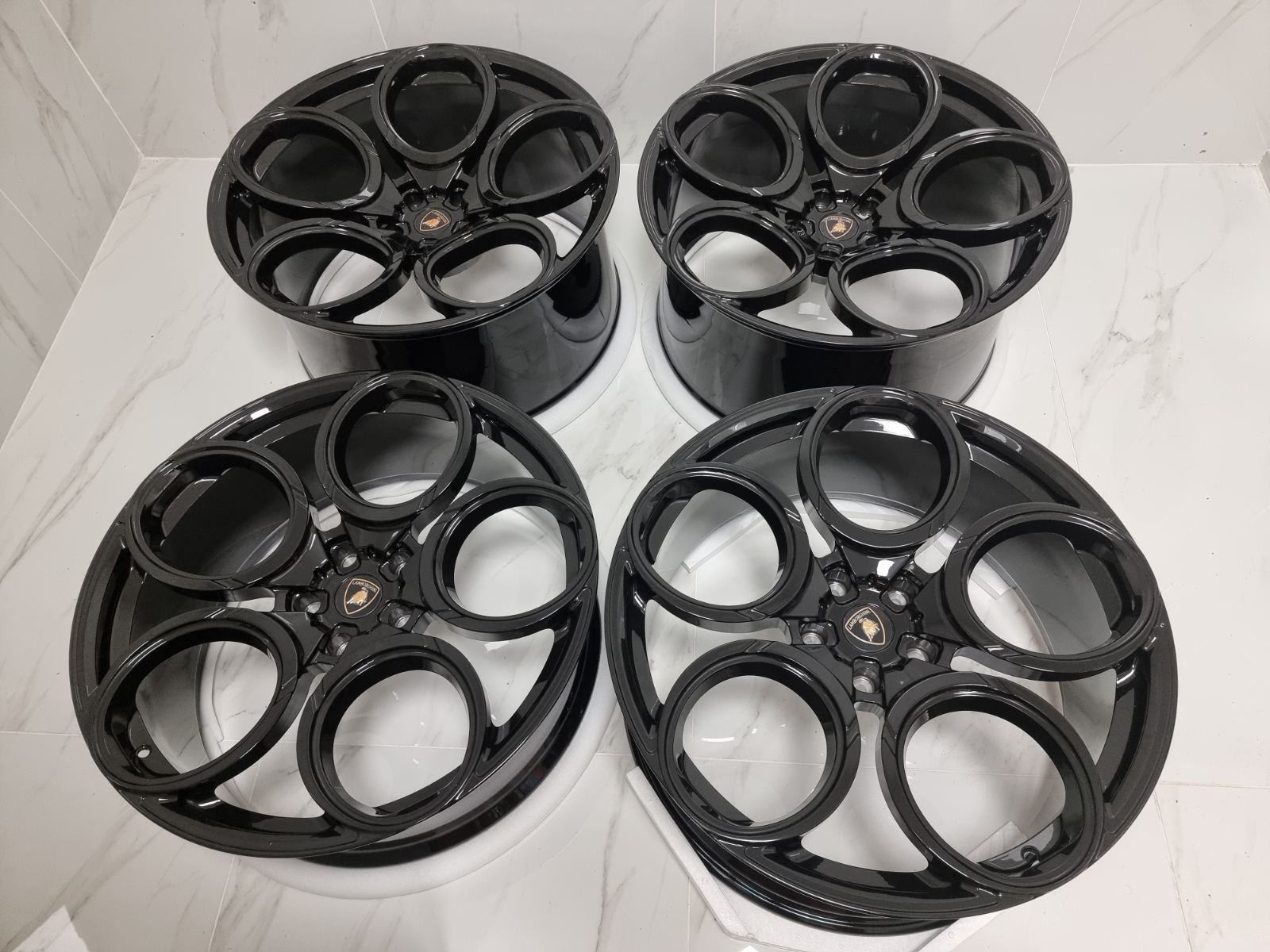 Lamborghini URUS forged wheels set 23" 5x130 deep concave (in stock)