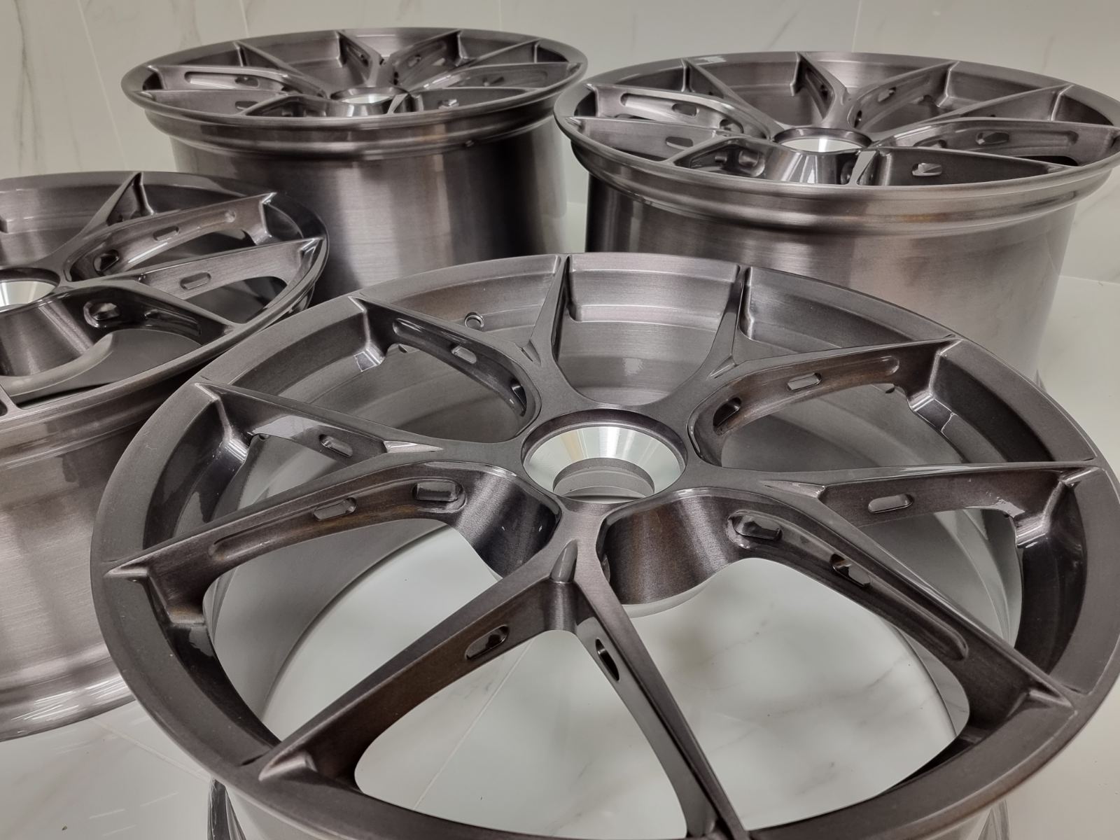forged wheels set 20/21 centerlock for Porsche 992 GTS (in stock) - Image 3