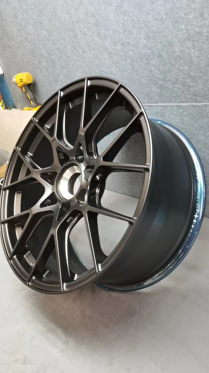 992 GT3 RS style forged wheels set 20/21 centerlock for Porsche 992 GTS Turbo S - Image 9