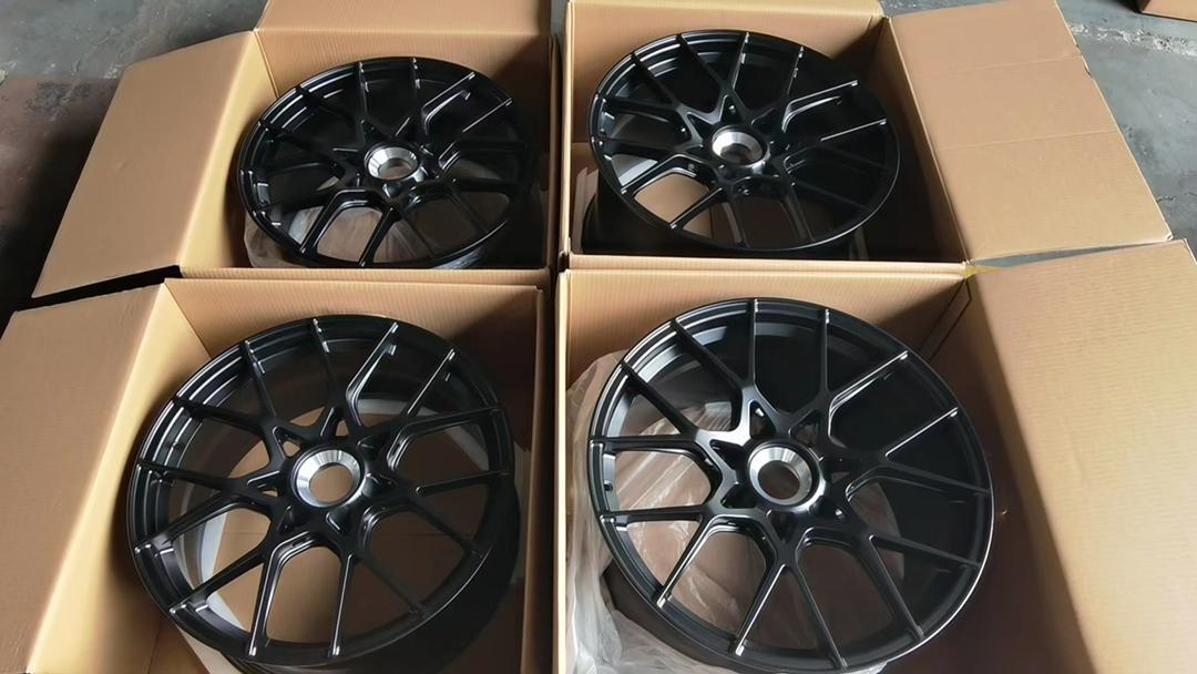 992 GT3 RS style forged wheels set 20/21 centerlock for Porsche 992 GTS Turbo S - Image 12