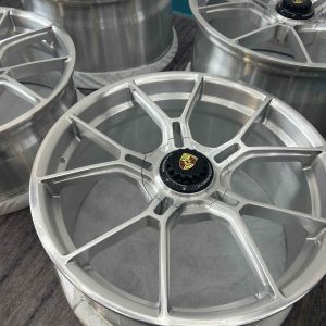 992.2 GT3 style forged wheels 20/21 5×130 Porsche 992.2 Carrera S 4 4S (in stock)